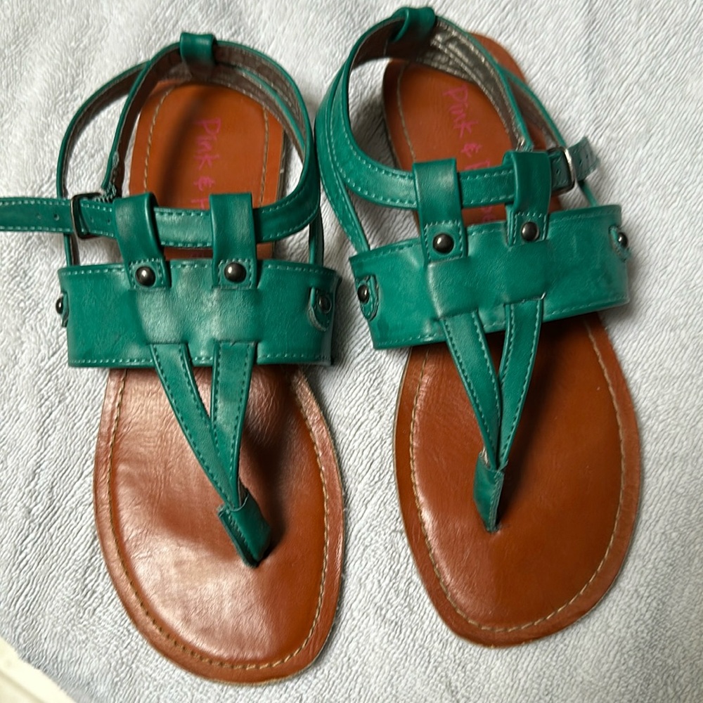 Teal sandals by Pink & Pepper, like new.